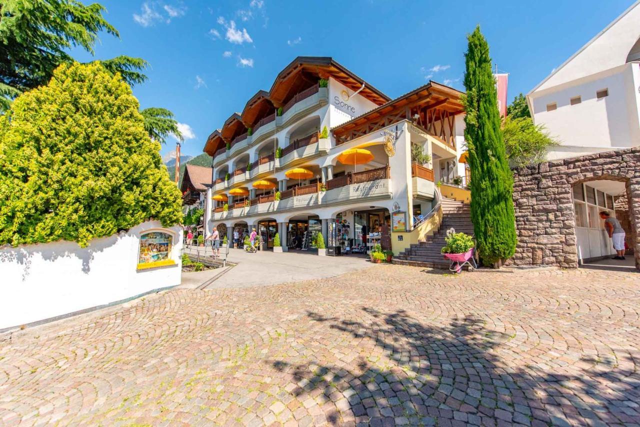 Small Hotel Sonne Тироло Экстерьер фото