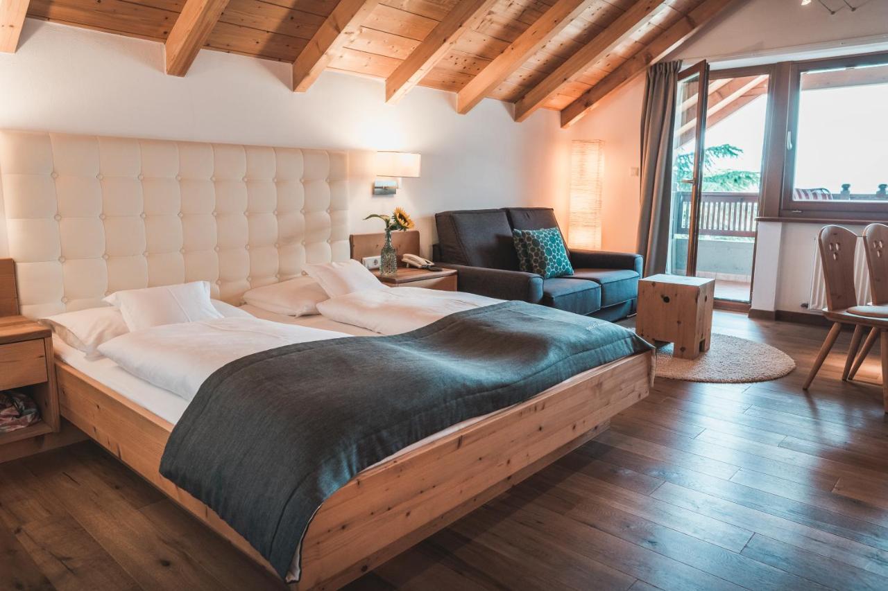 Small Hotel Sonne Тироло Экстерьер фото