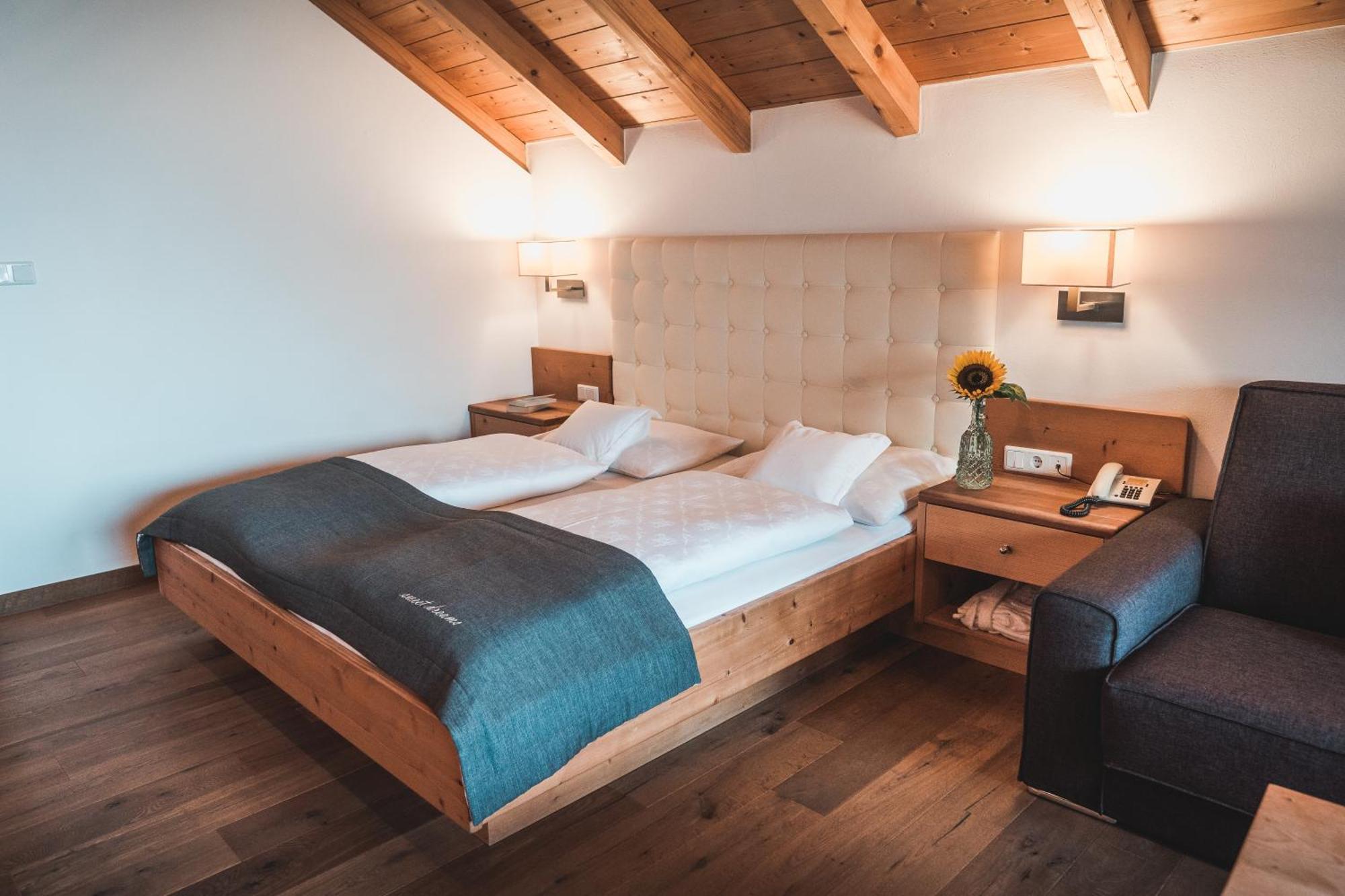 Small Hotel Sonne Тироло Экстерьер фото