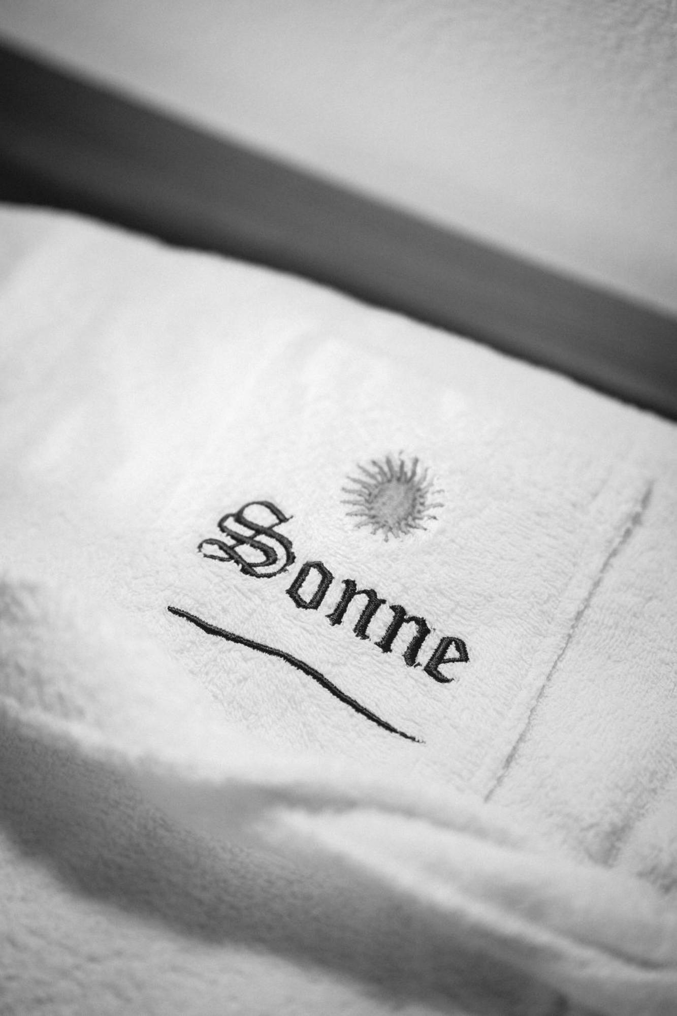 Small Hotel Sonne Тироло Экстерьер фото