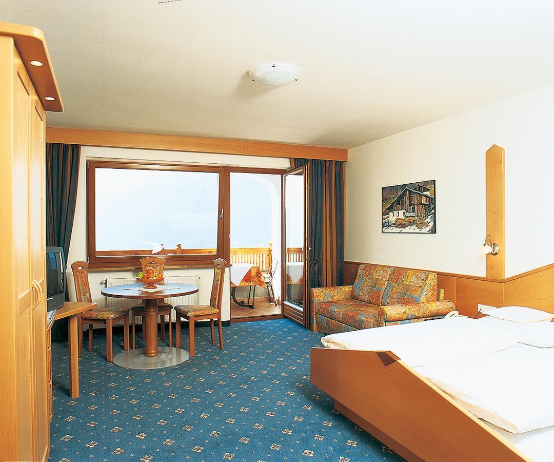 Small Hotel Sonne Тироло Экстерьер фото